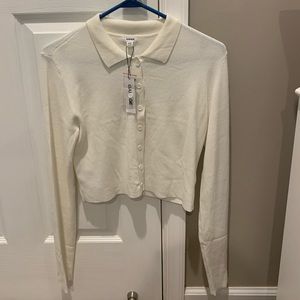 Garage crop top button up